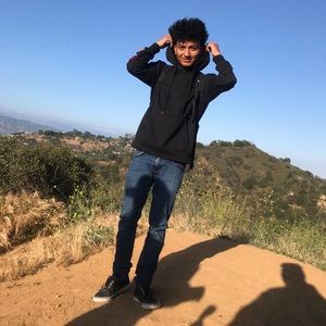 Meet your Posher, Douglas